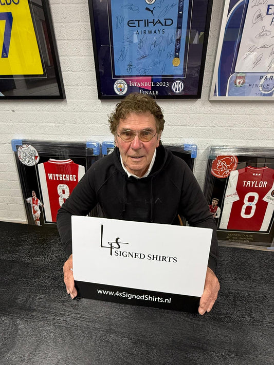 Signeersessie met Willem van Hanegem
