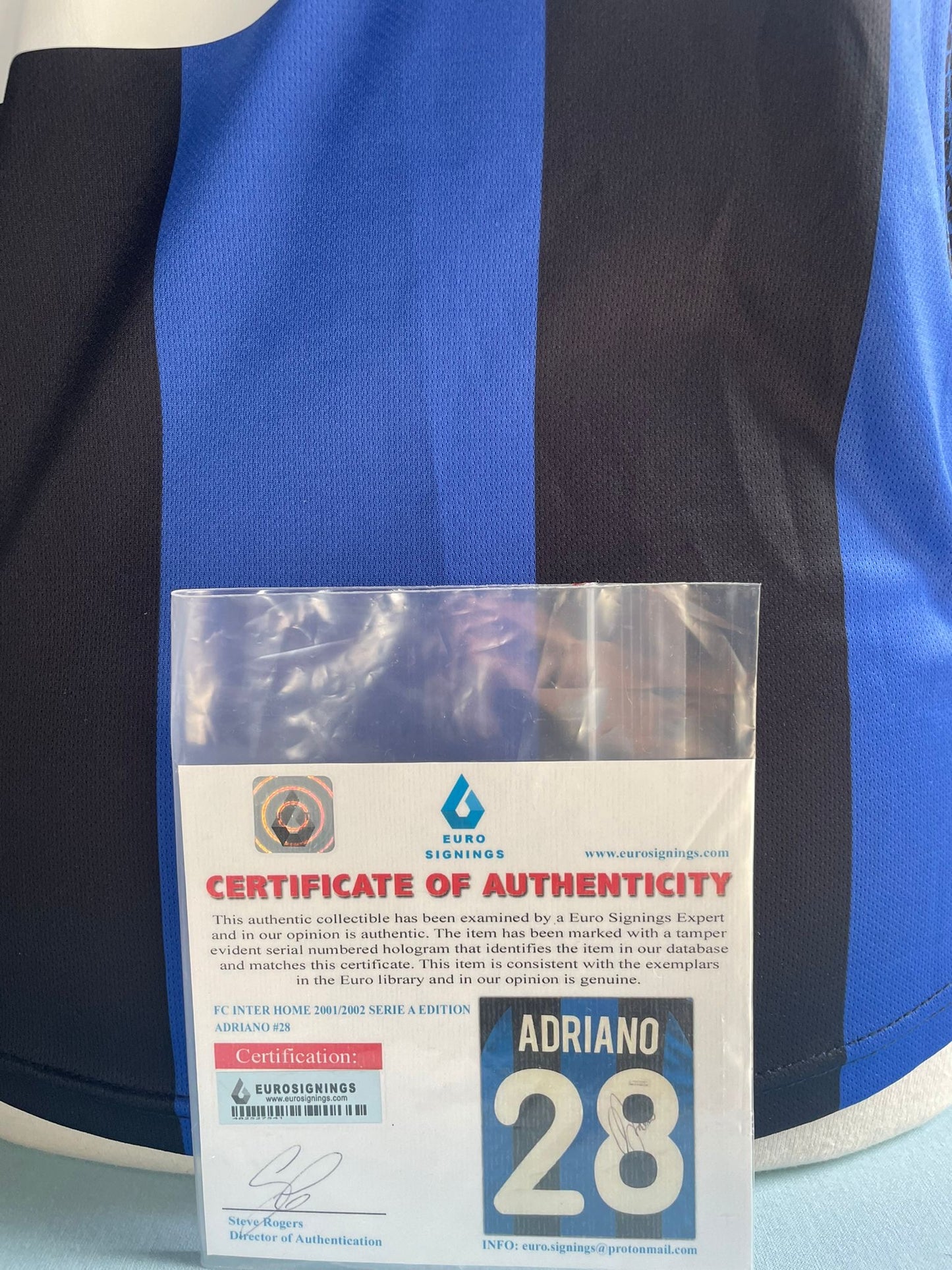 Gesigneerd Adriano Leite Ribeiro Inter Milan 2001-2002 shirt met echtheidscertificaat