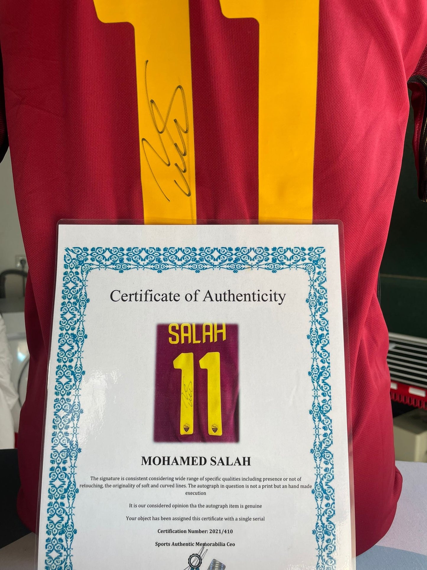 Gesigneerd Mohammed Salah AS Roma 2016-2017 shirt met echtheidscertificaat