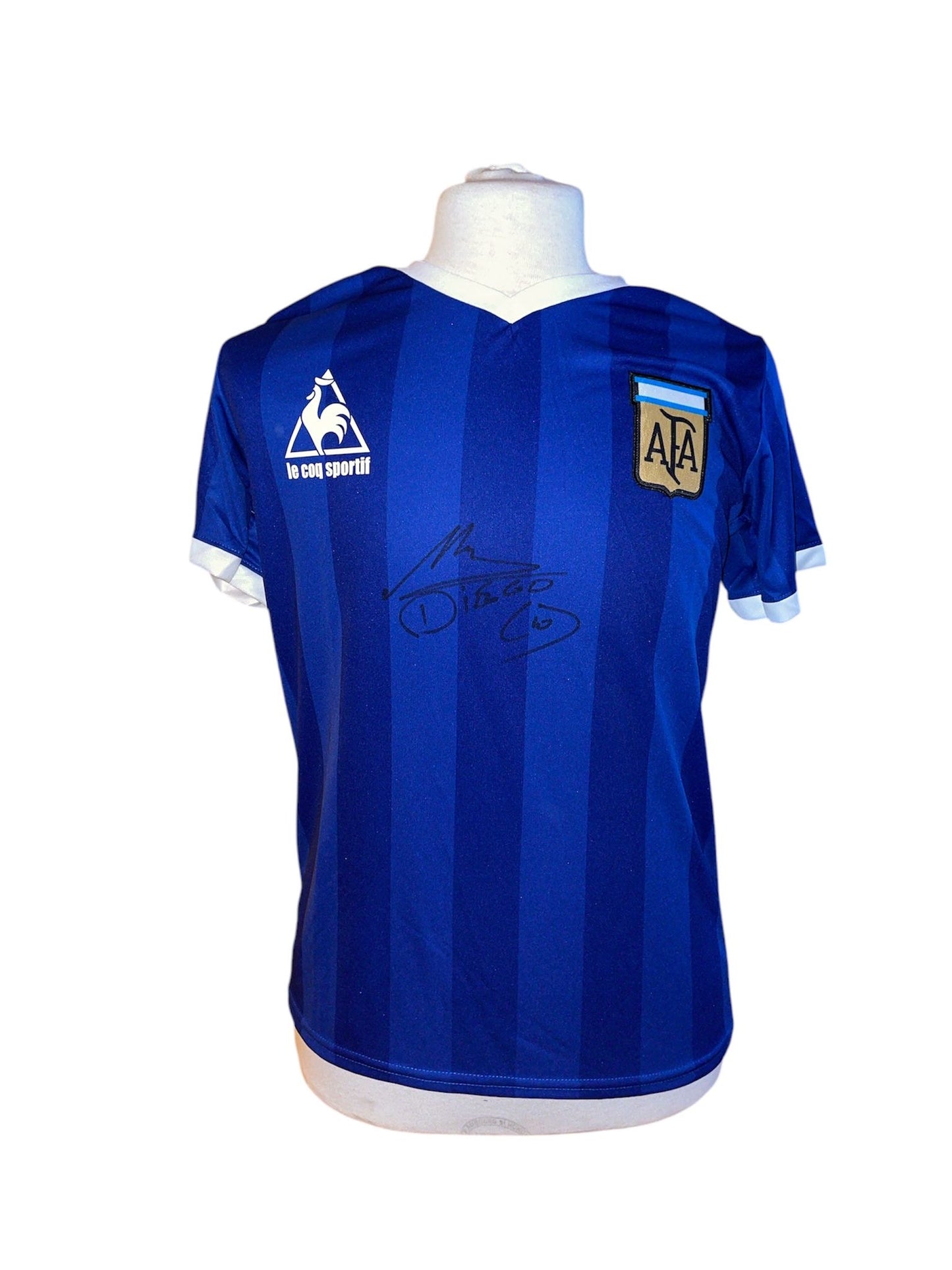 Diego Maradona gesigneerd Argentinië 1986 uitshirt met echtheidscertificaat