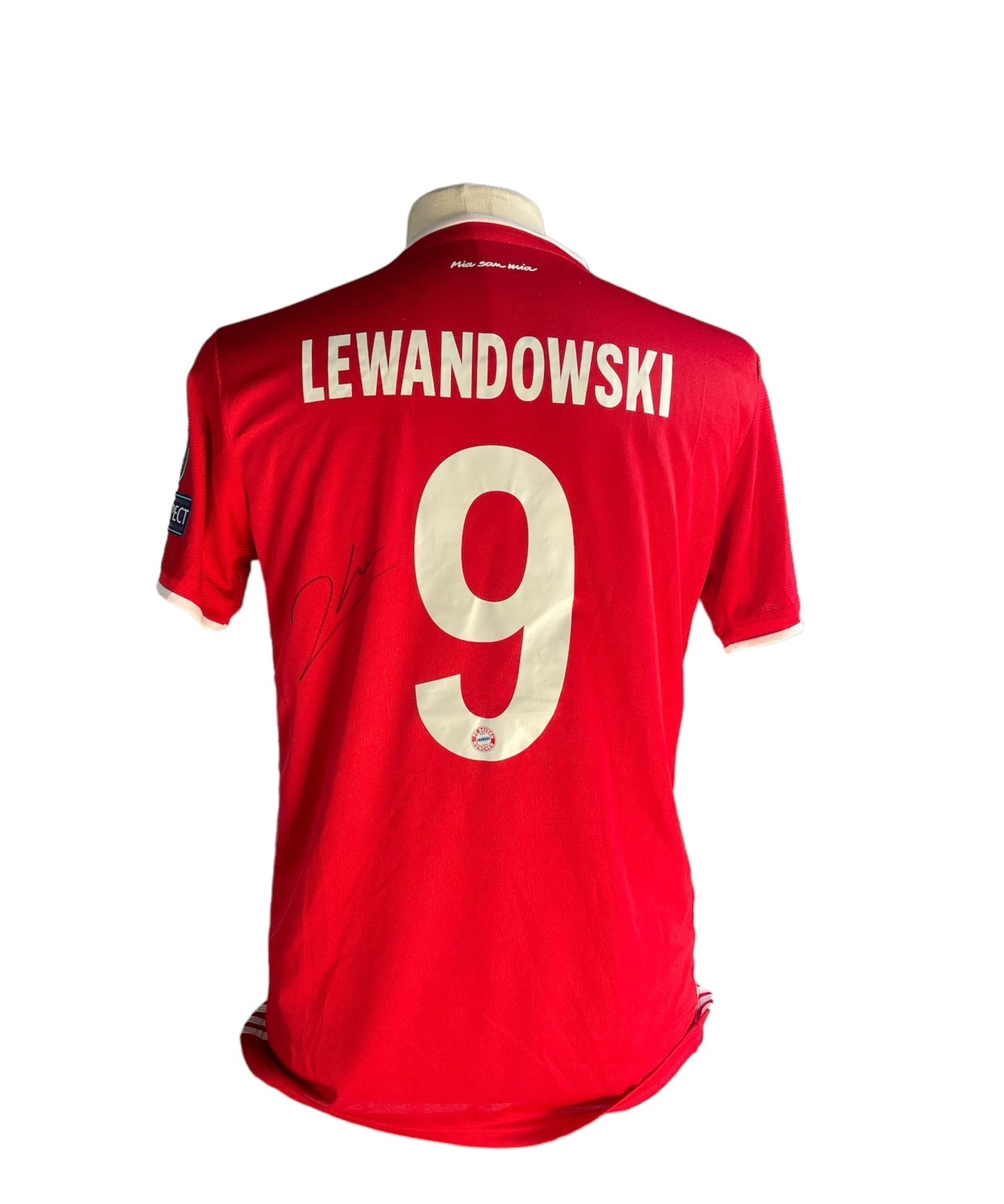 Gesigneerd Robert Lewandowski Bayern München 2019-2020 shirt met echtheidscertificaat
