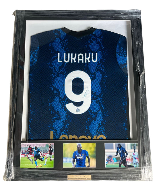 Gesigneerd en ingelijst Romelu Lukaku Inter Milan 2021-2022 shirt met certificaat