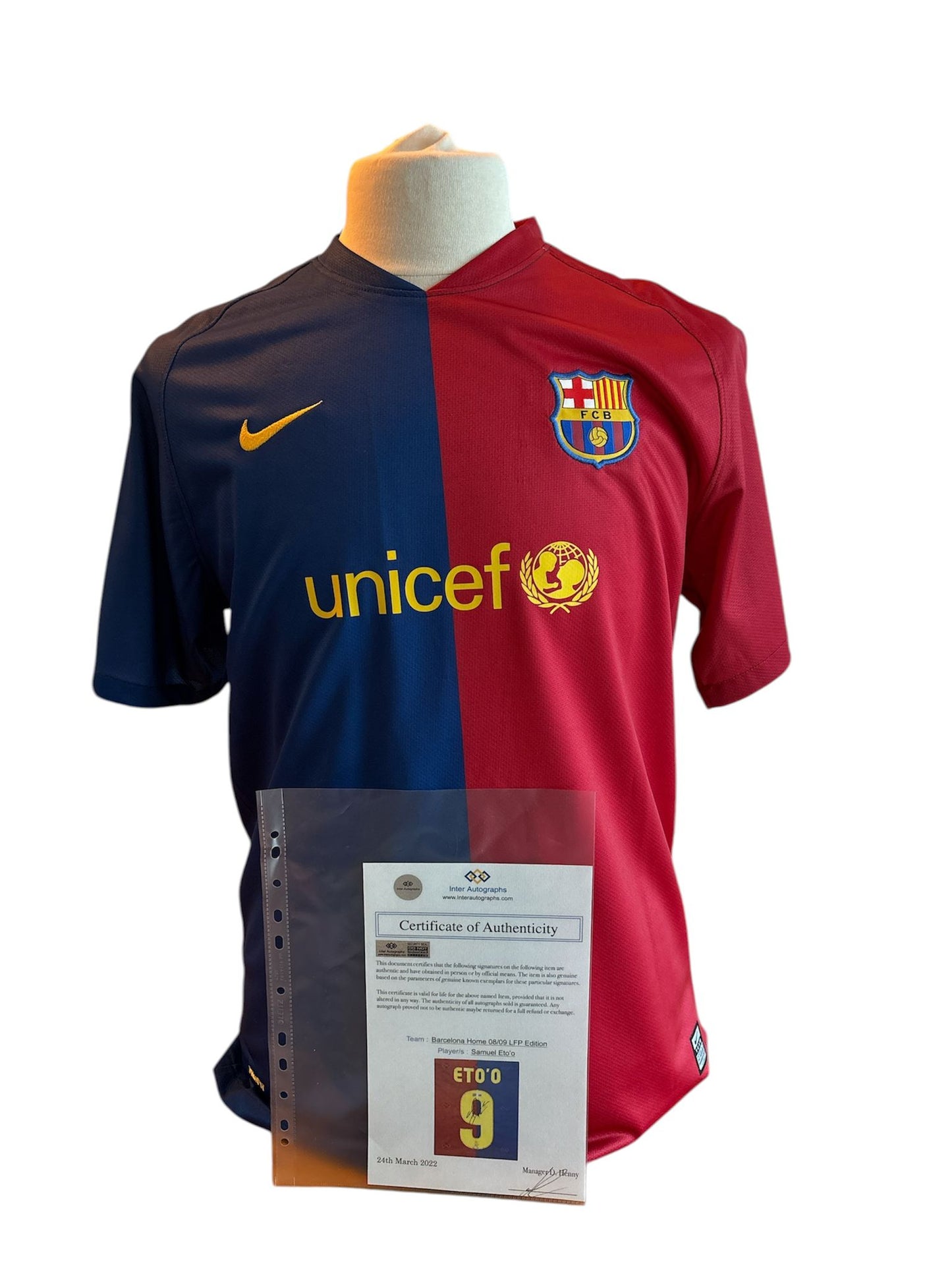 Samuel Eto'o signed FC Barcelona 2008-2009 shirt with certificate of authenticity