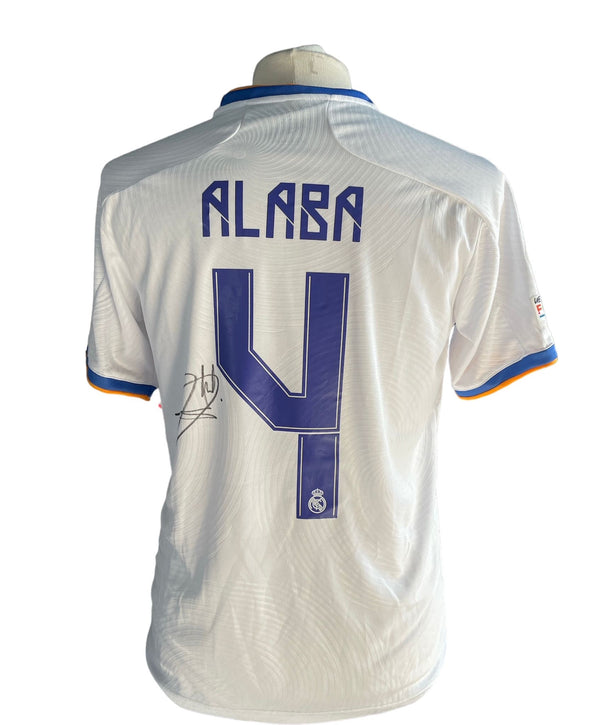 Gesigneerd David Alaba Real Madrid 2021-2022 shirt met echtheidscertificaat