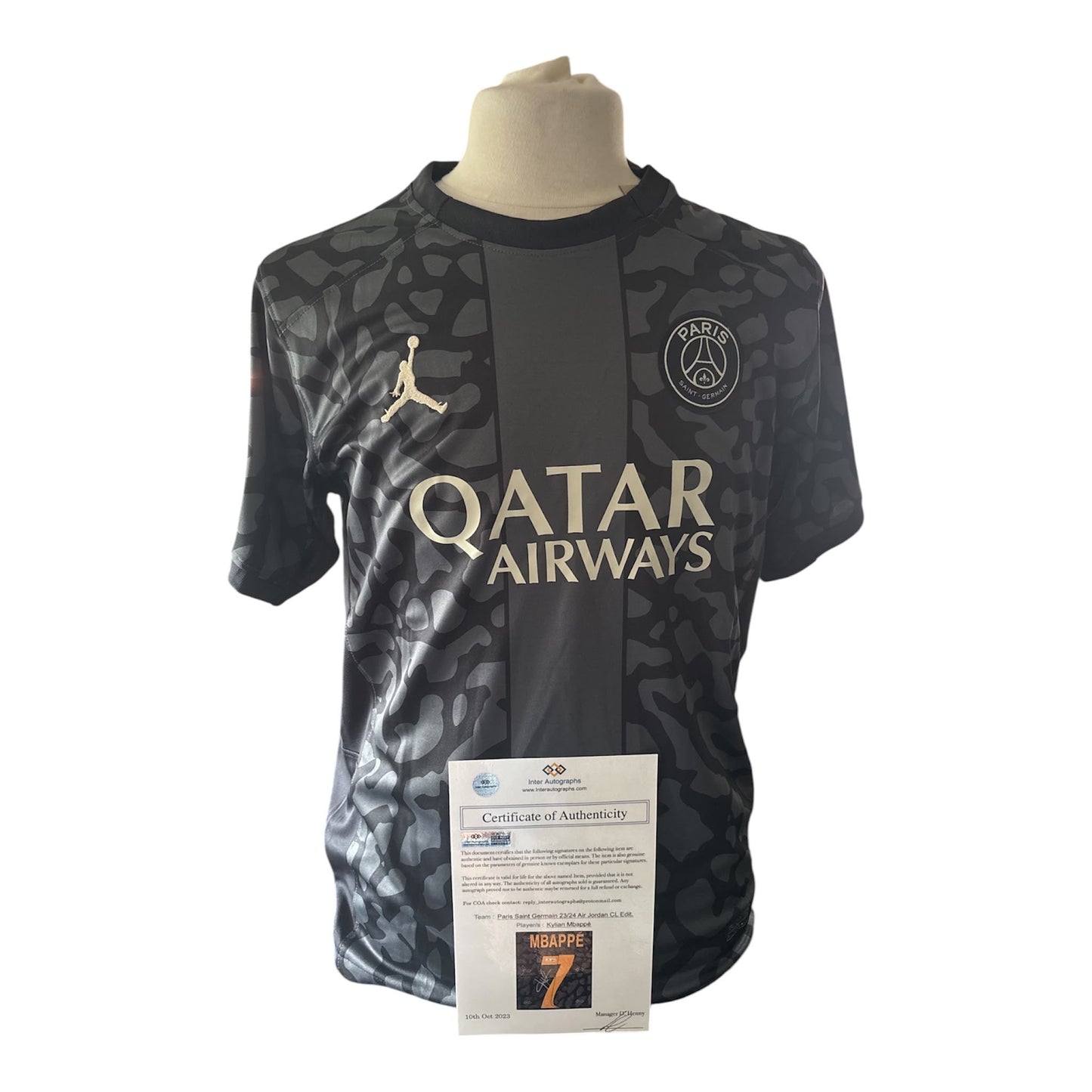 Kylian Mbappé gesigneerd Paris Saint-Germain 2022-2023 uitshirt met certificaat