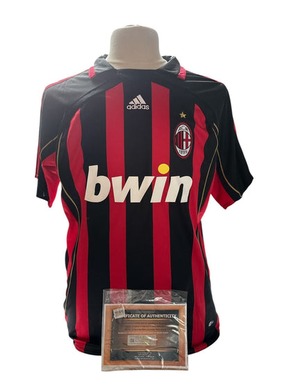 Ronaldo Nazario gesigneerd AC Milan shirt 2006-2007 — detailfoto