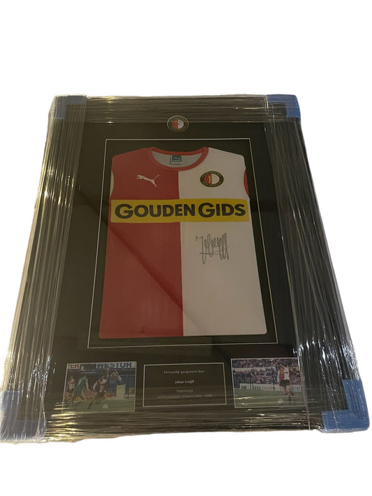 Johan Cruyff gesigneerd en ingelijst Feyenoord 1983-1984 shirt met echtheidscertificaat
