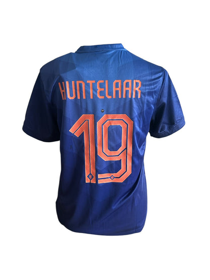 Klaas-Jan Huntelaar gesigneerd Nederland 2014 uitshirt met fotobewijs