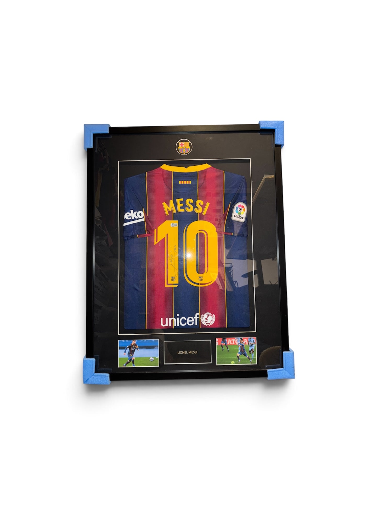 Lionel Messi signed FC Barcelona 2020-2021 shirt framed with certificate of authenticity