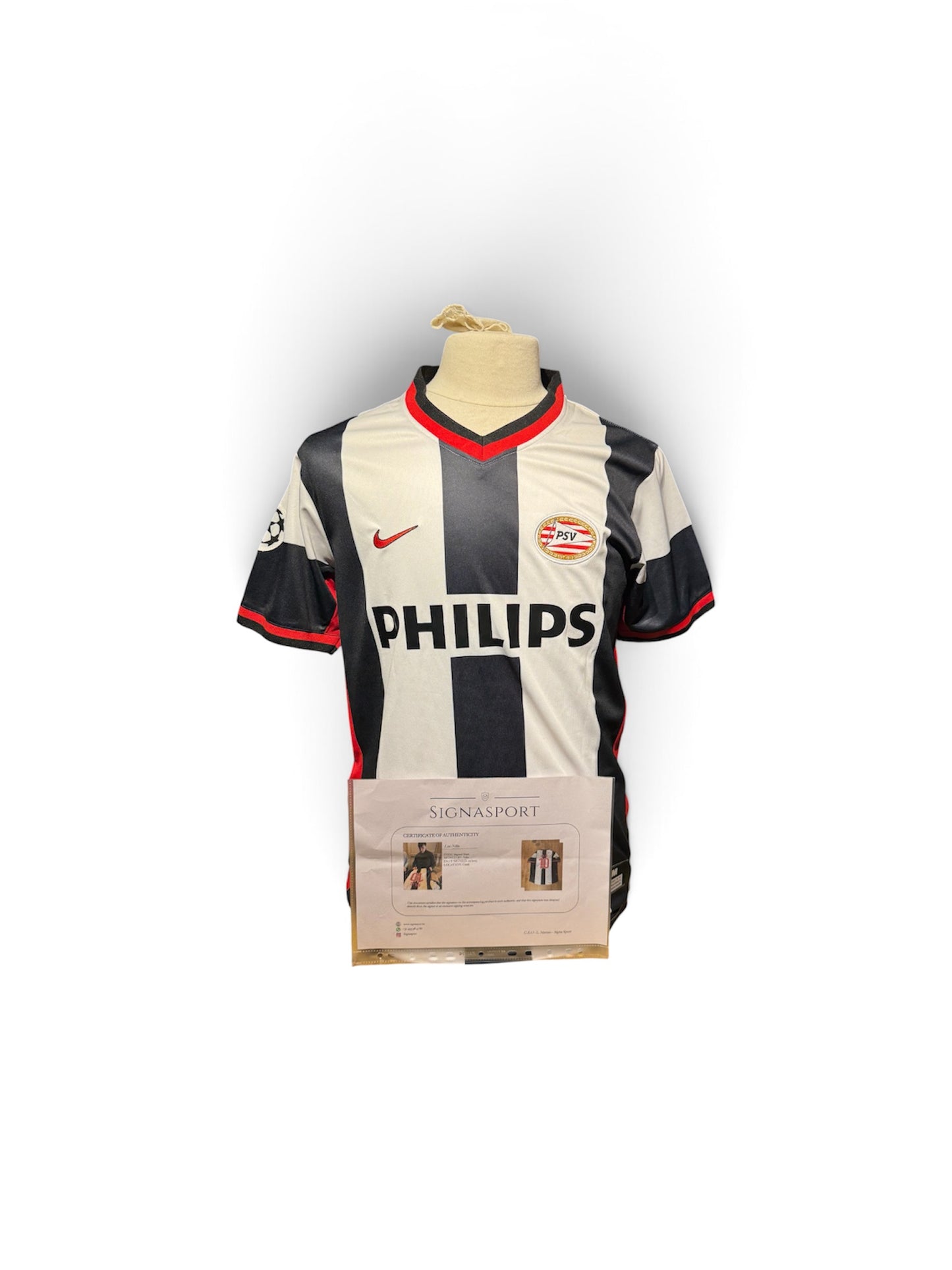 Close-up of Luc Nilis signature on signed PSV 1998-1999 shirt with COA