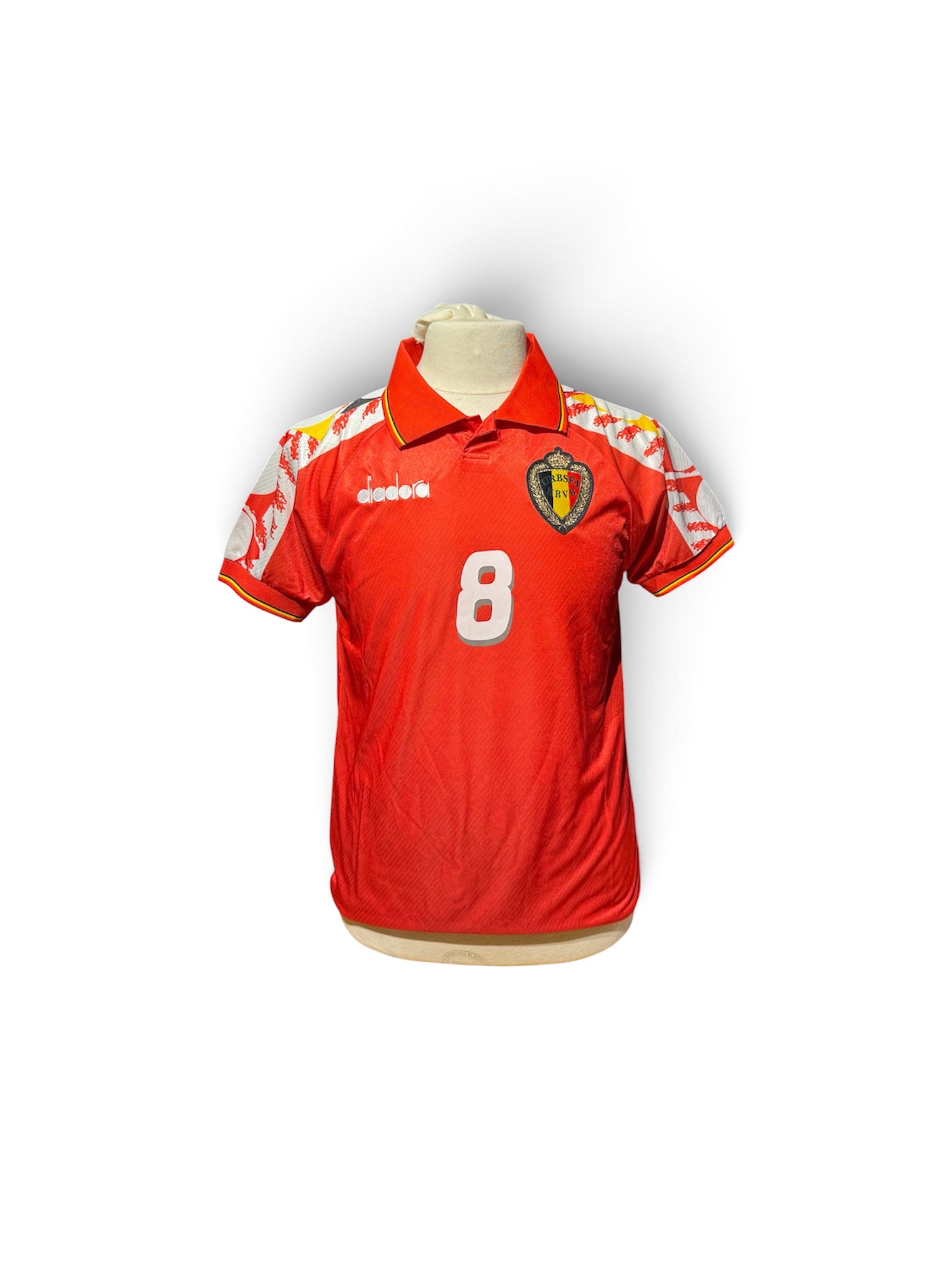 Close-up of Luc Nilis signature on signed Belgium 1994 shirt with COA