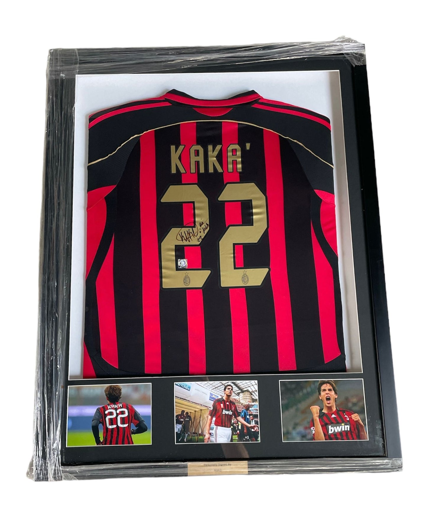 Gesigneerd en ingelijst Kaka AC Milan 2006-2007 shirt met certificaat