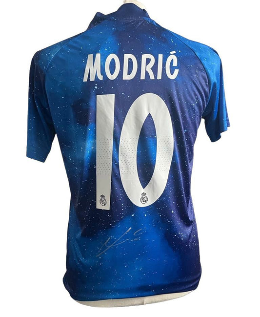 Luka Modrić gesigneerd Real Madrid 2018/2019 uitshirt met certificaat