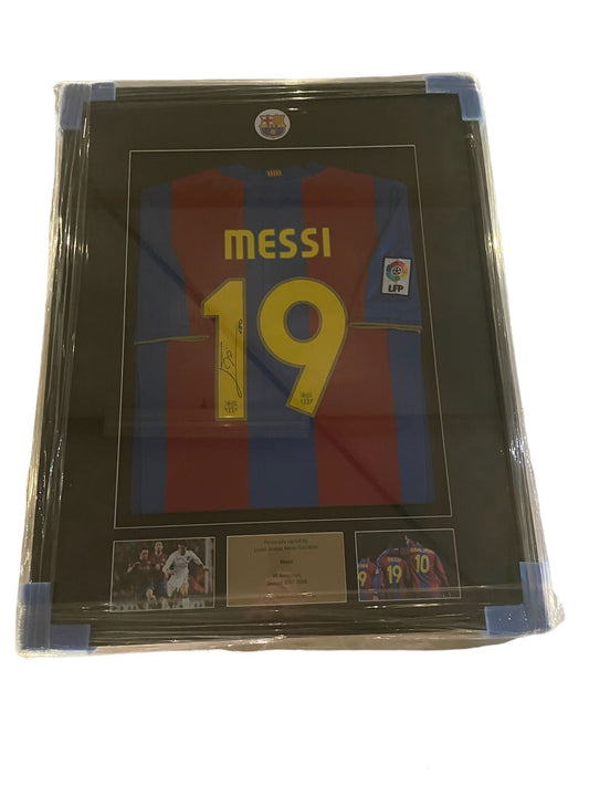 Lionel Messi gesigneerd en ingelijst Barcelona 2007-2008 shirt met echtheidscertificaat