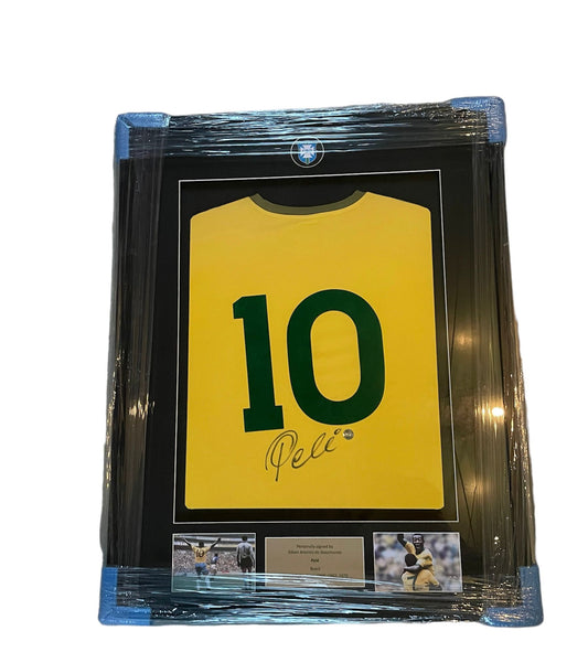 Pelé gesigneerd en ingelijst Brazilië shirt met certificaat
