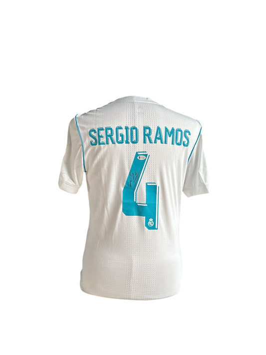 Sergio Ramos gesigneerd Real Madrid 2017-2018 shirt met certificaat