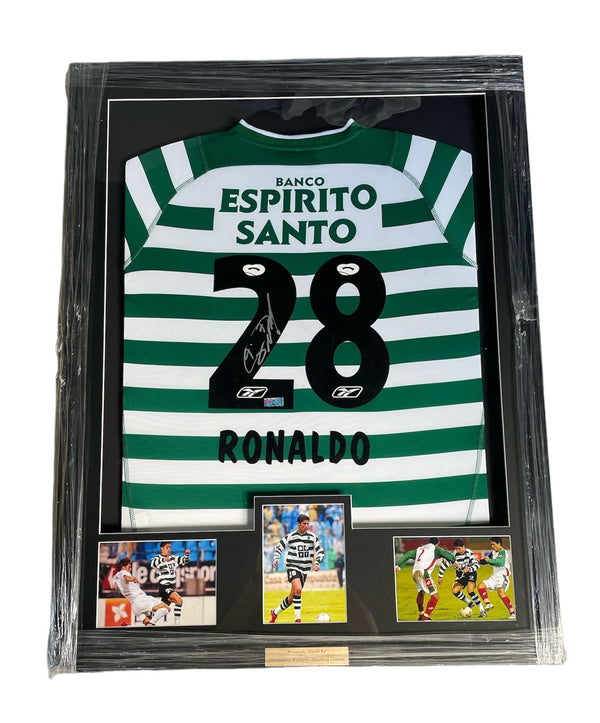 Gesigneerd en ingelijst Cristiano Ronaldo Sporting Lissabon 2002-2003