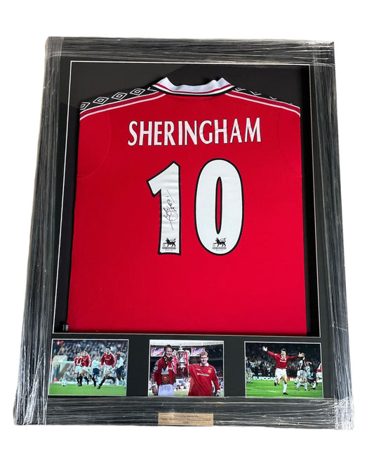 Gesigneerd en ingelijst Teddy Sheringham Manchester United 1998-1999 shirt met certificaat