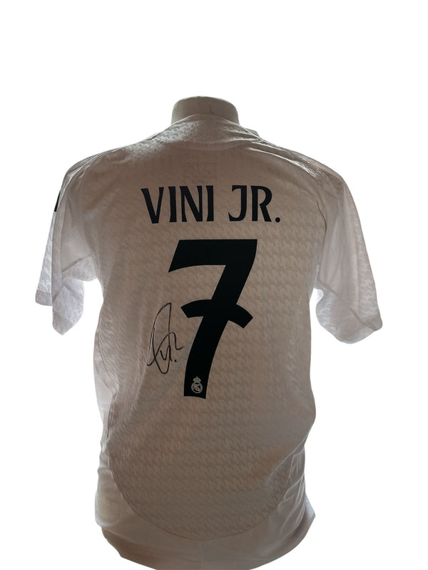 Vinicius Junior gesigneerd Real Madrid 2024-2025 shirt met echtheidscertificaat