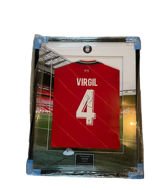 Virgil van Dijk gesigneerd en ingelijst Liverpool 2021-2022 shirt met certificaat