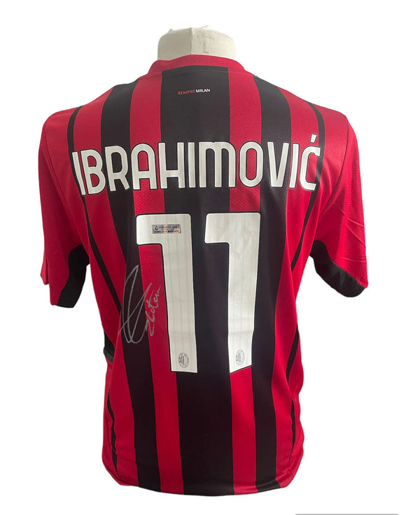 Zlatan Ibrahimović gesigneerd AC Milan 2021/2022 shirt met certificaat